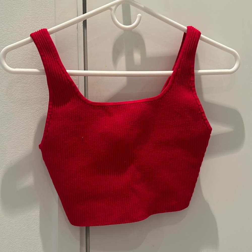Aritzia  Babaton Sculpt Knit Squareneck Tank